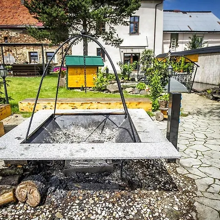 Zachar Guest house