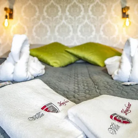 Zachar Guest house