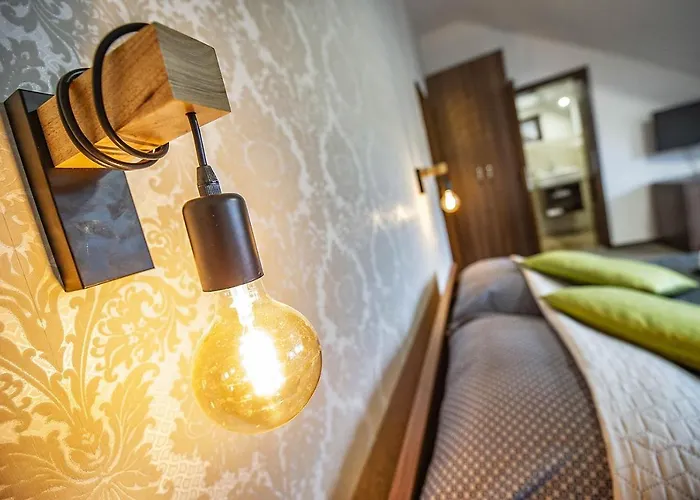 게스트하우스 Zachar 3*